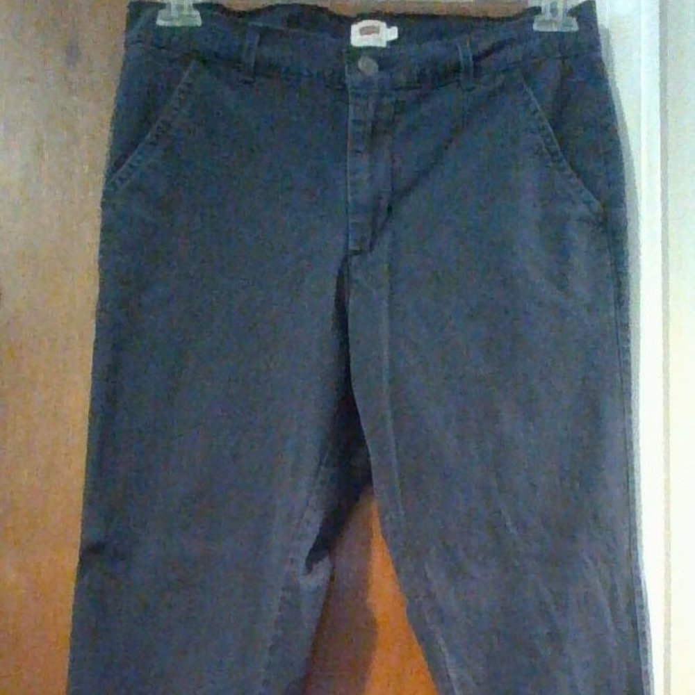 Levi's Comfy Cotton Pants